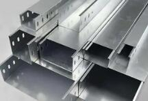 強(qiáng)腐蝕性環(huán)境選用哪種南寧電纜橋架好？